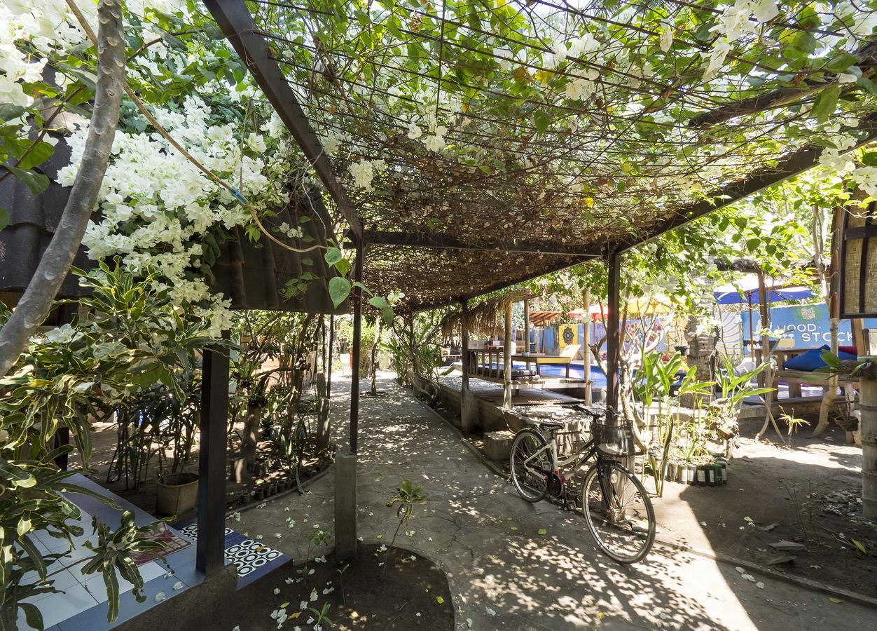 Woodstock Gili - Garden & Bungalows Gili Trawangan Exterior foto